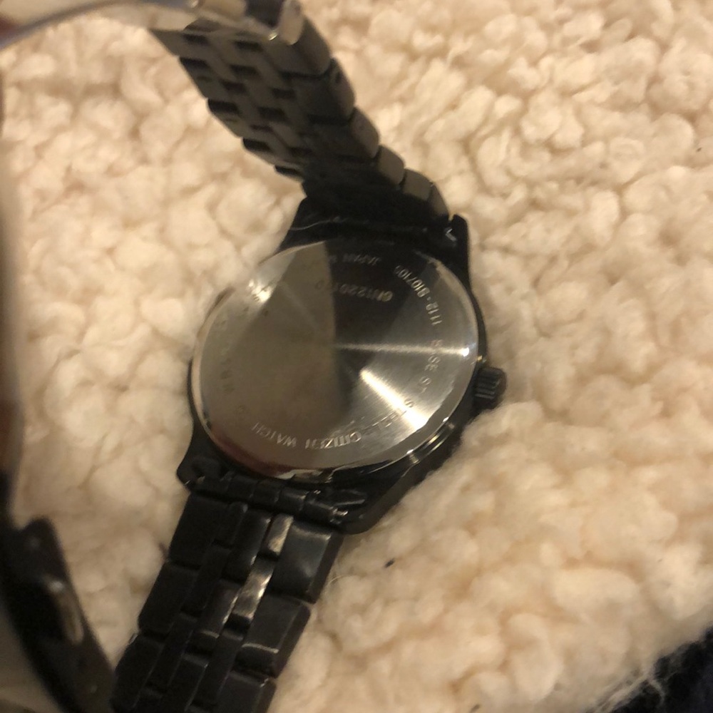 Watch - Picture 3 of 6